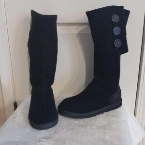UGG Classic Cardy Black Chunky Knit Knee High Tall Boots Fold Over 3 Buttons 8